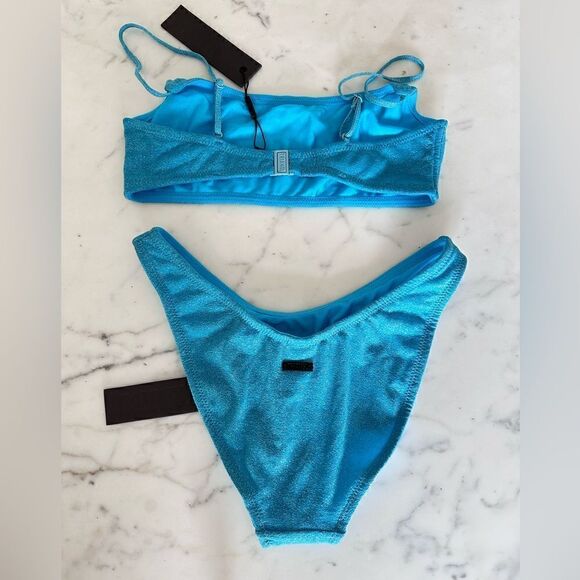 TRIANGL MICA - NORMAL BABY BLUE SPARKLE SET NO BAG NEW WITH TAGS - Picture 4 of 4